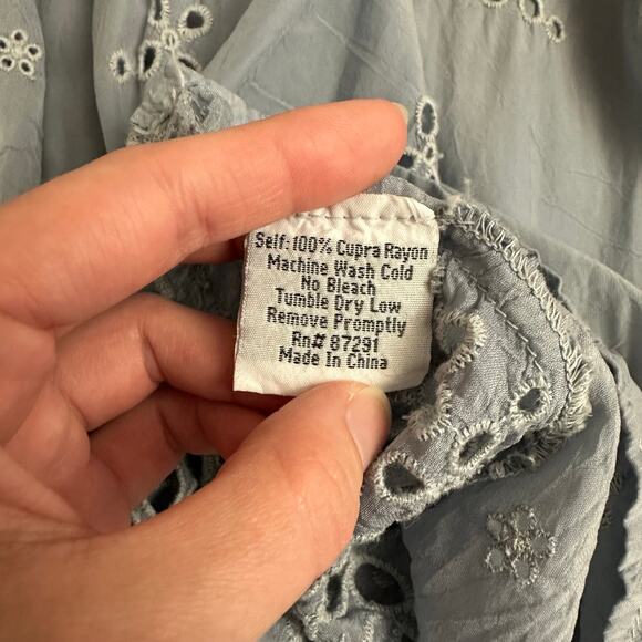 Johnny Was Slate Gray Eyelet Embroidered Tunic Top Boho Peasant Blouse Small - Picture 9 of 9